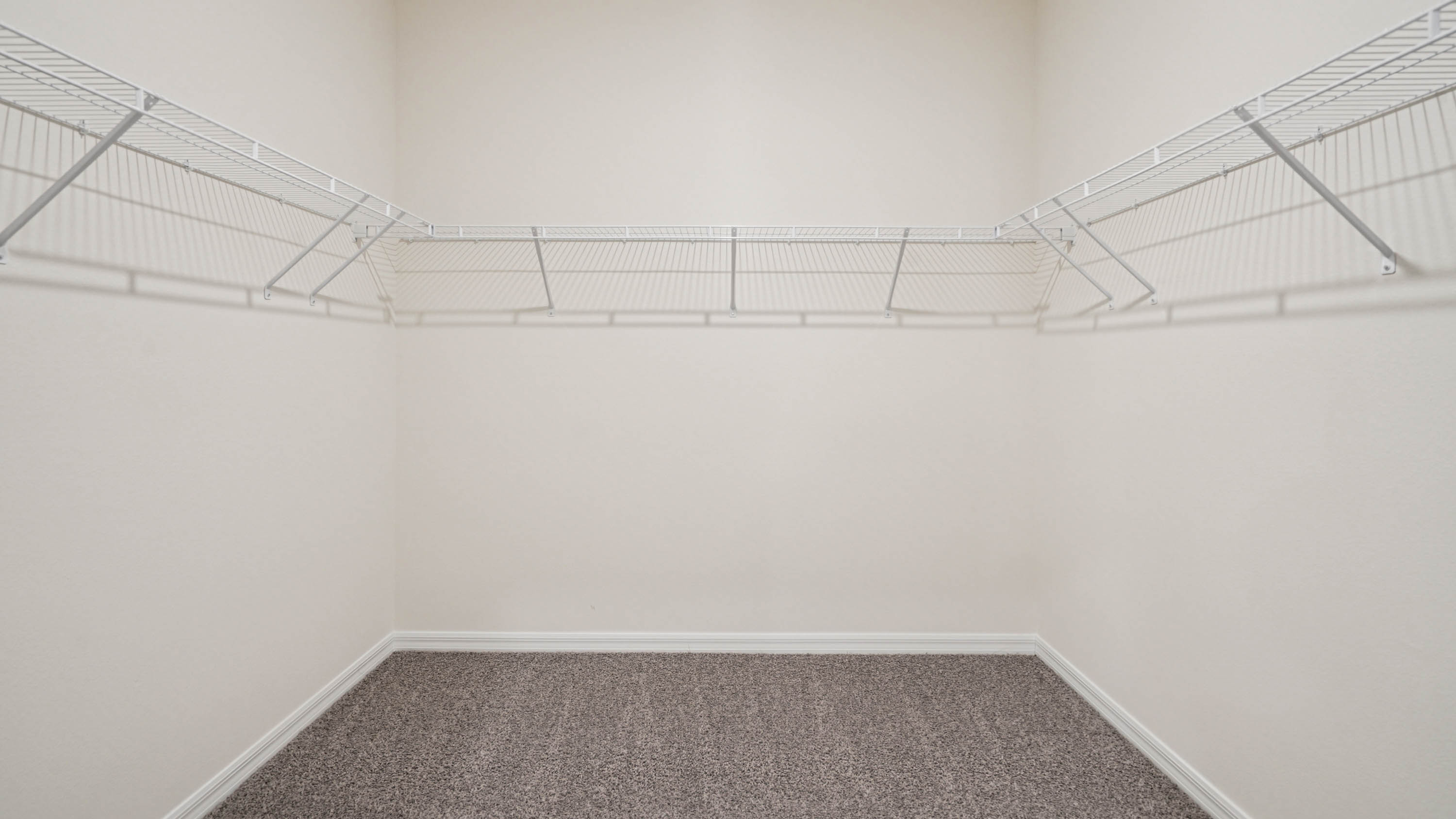 Covington Owners Closet