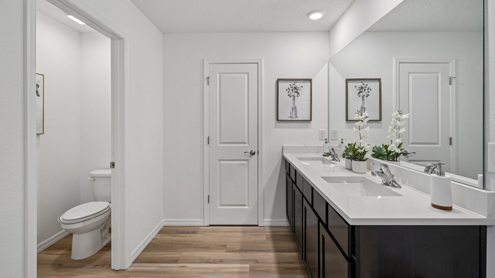 Elston Owners Ensuite Bathroom