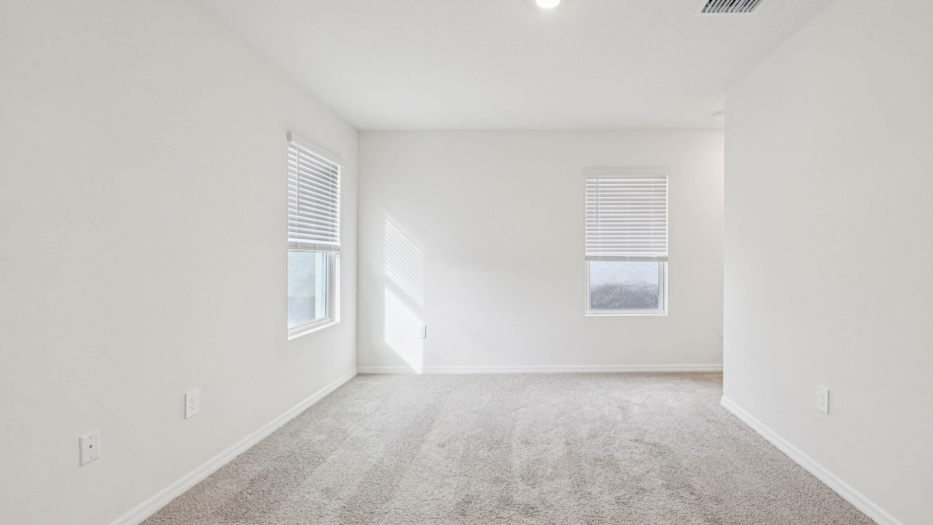 Darwin Upstairs Loft