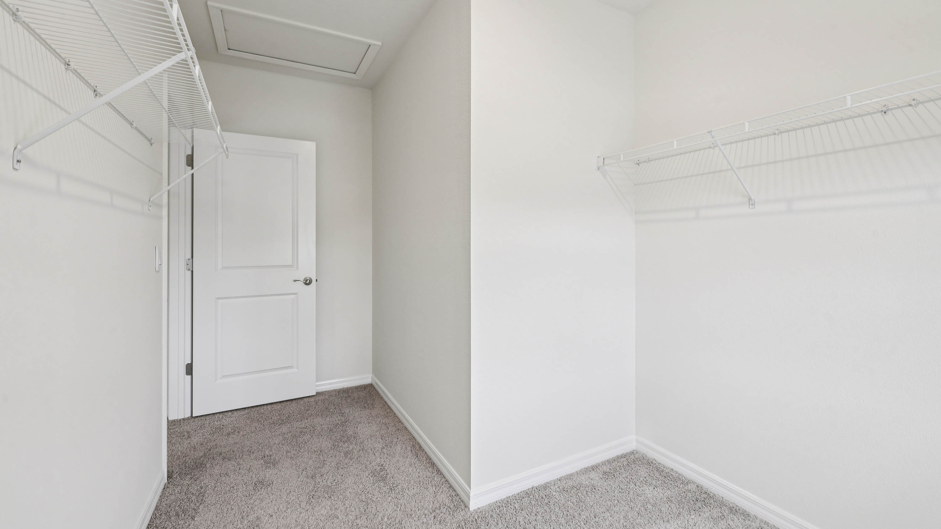 Darwin Owners Closet