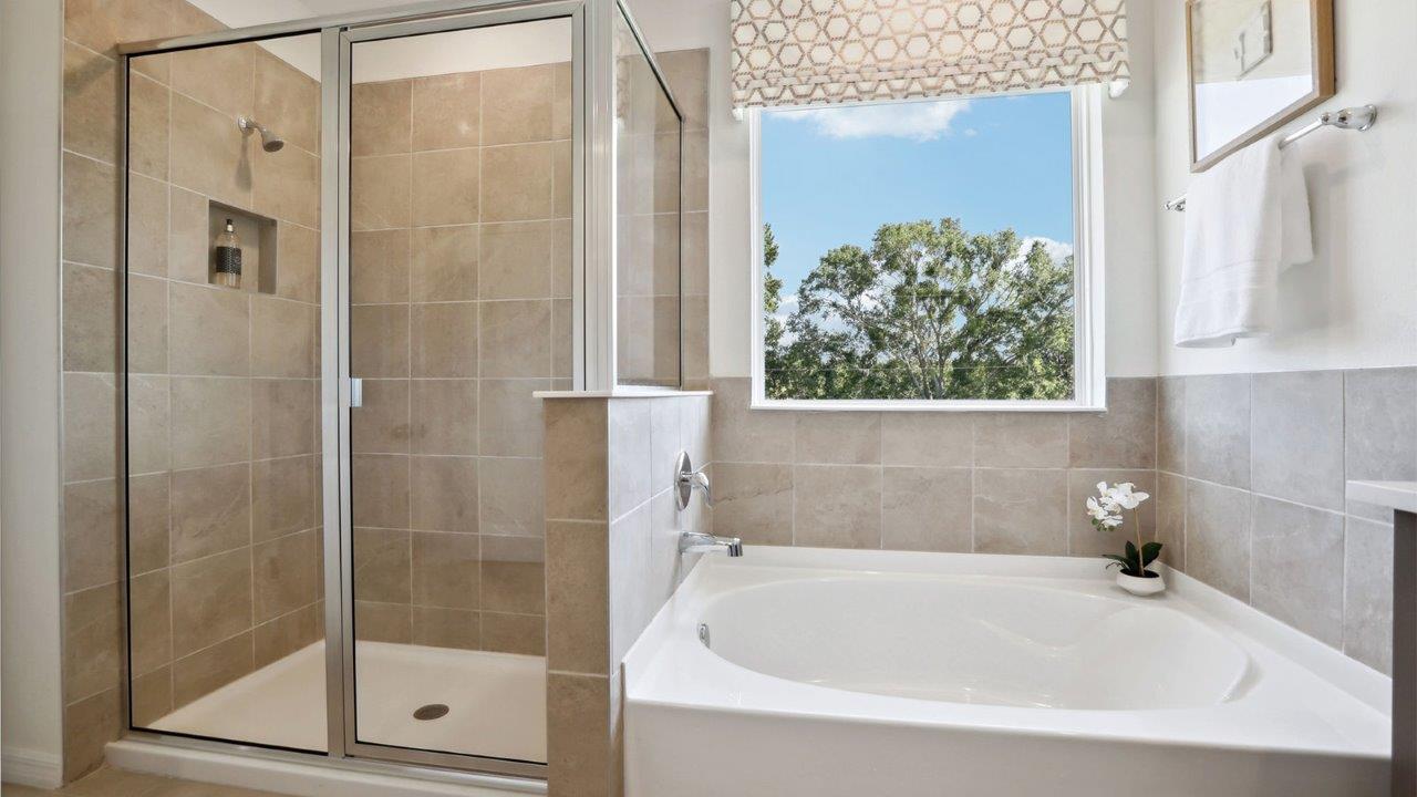 Holden Owners Ensuite Bathroom