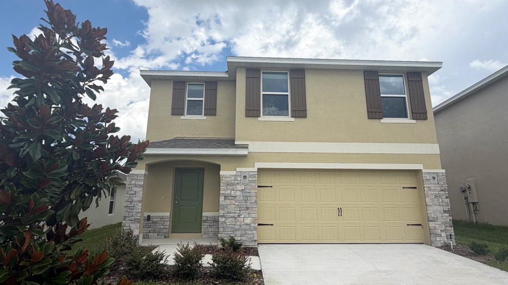 4283 SW 69th St exterior
