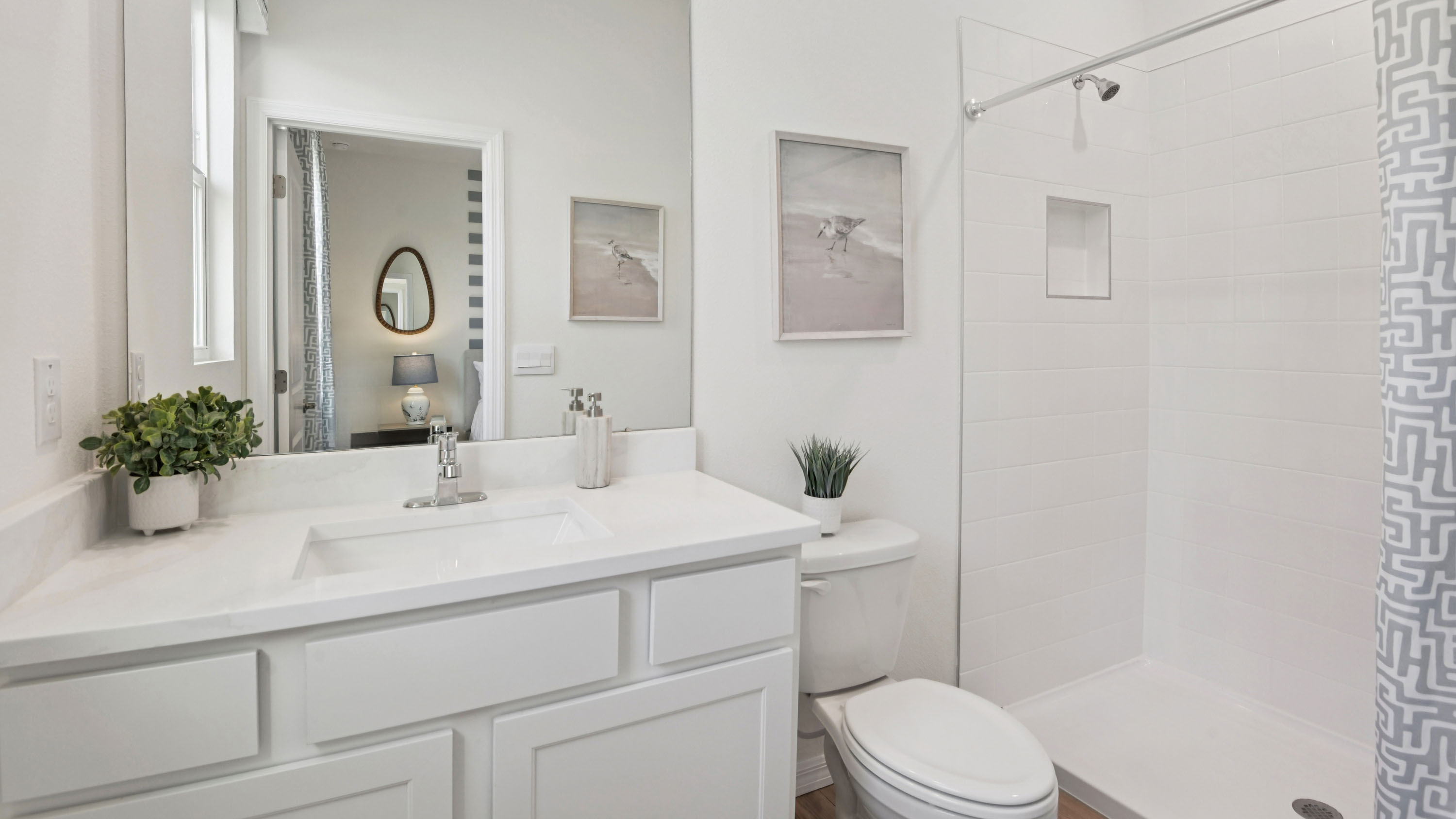 bedroom 3 ensuite