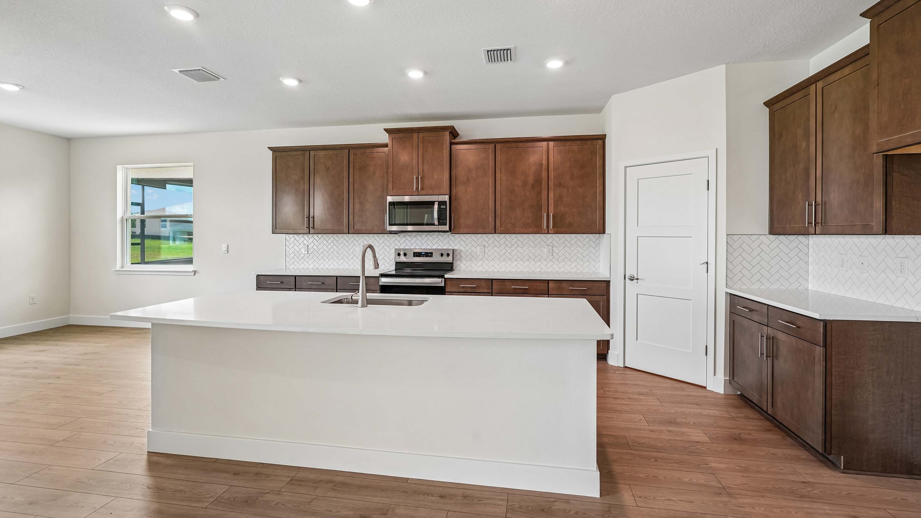 Hawthorne Kitchen