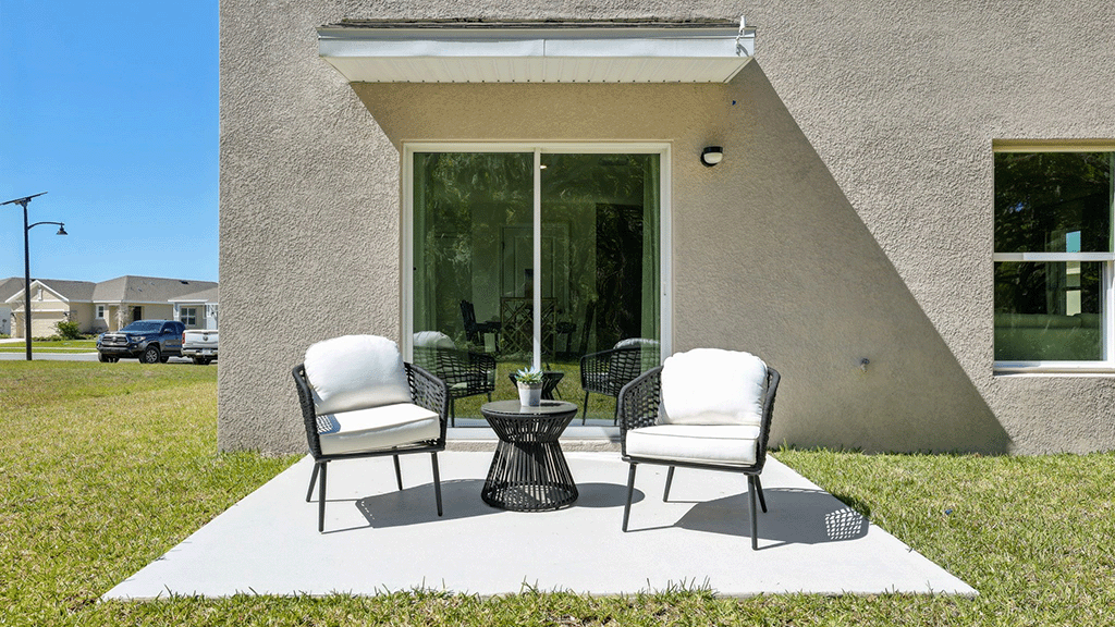 Elston outdoor patio