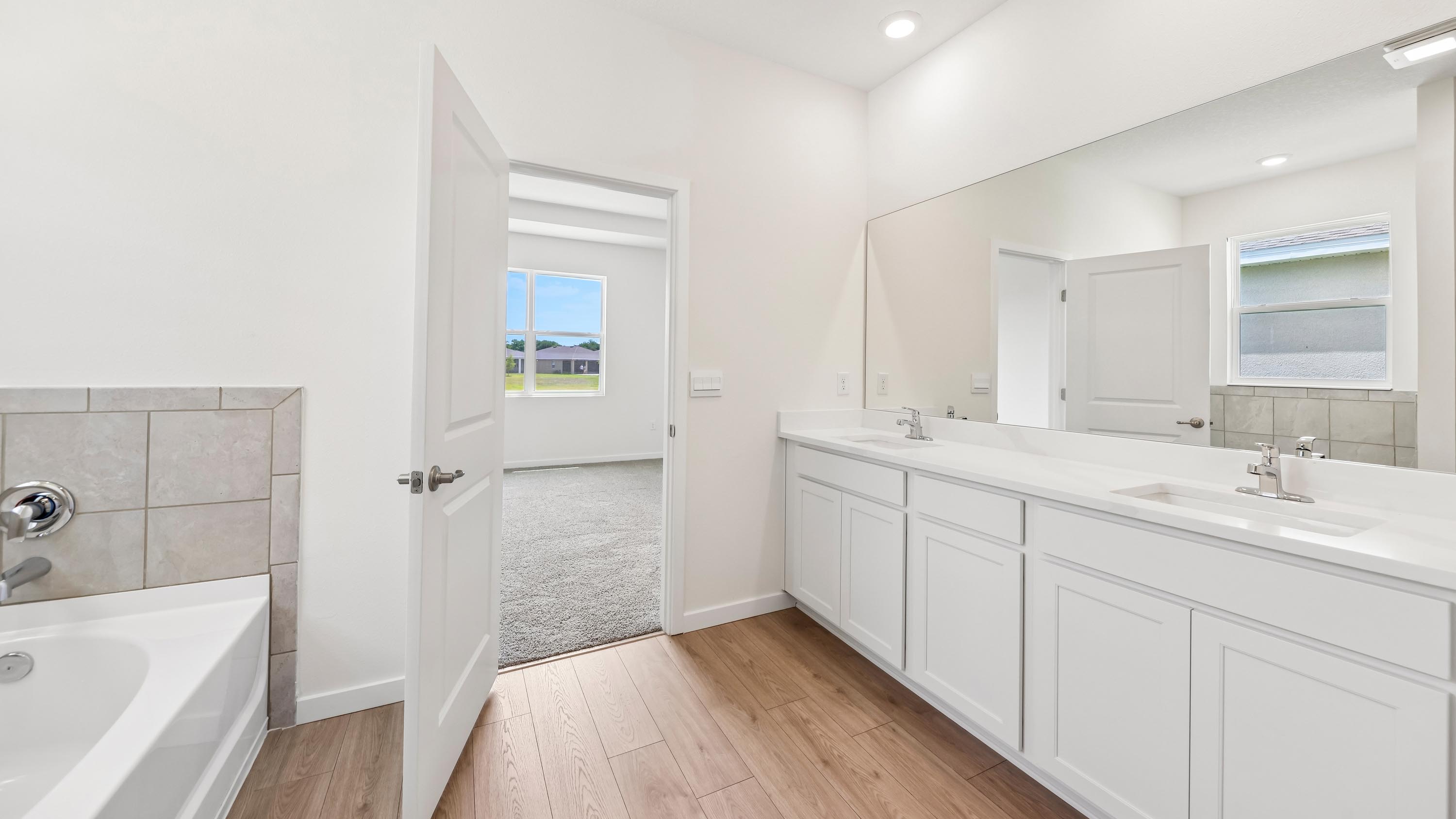 Laurel Owners Ensuite Bathroom