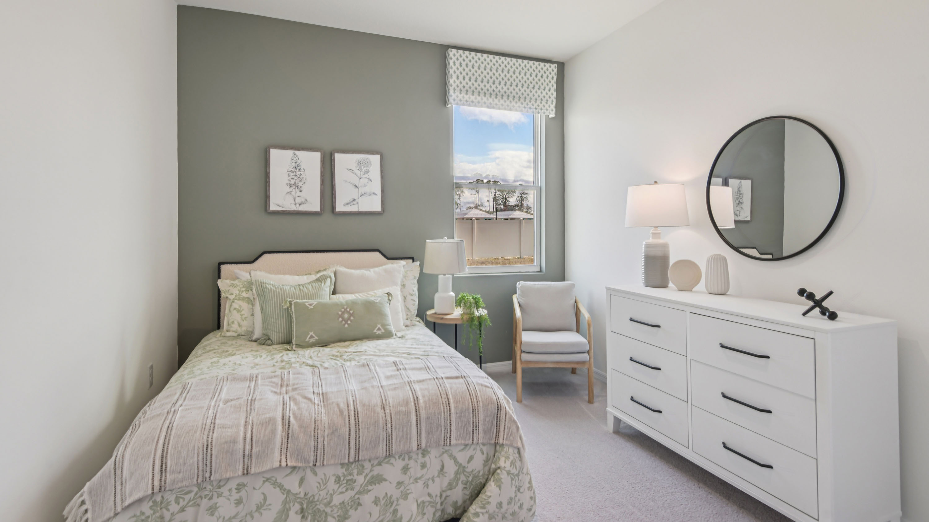 Coral Bedroom2