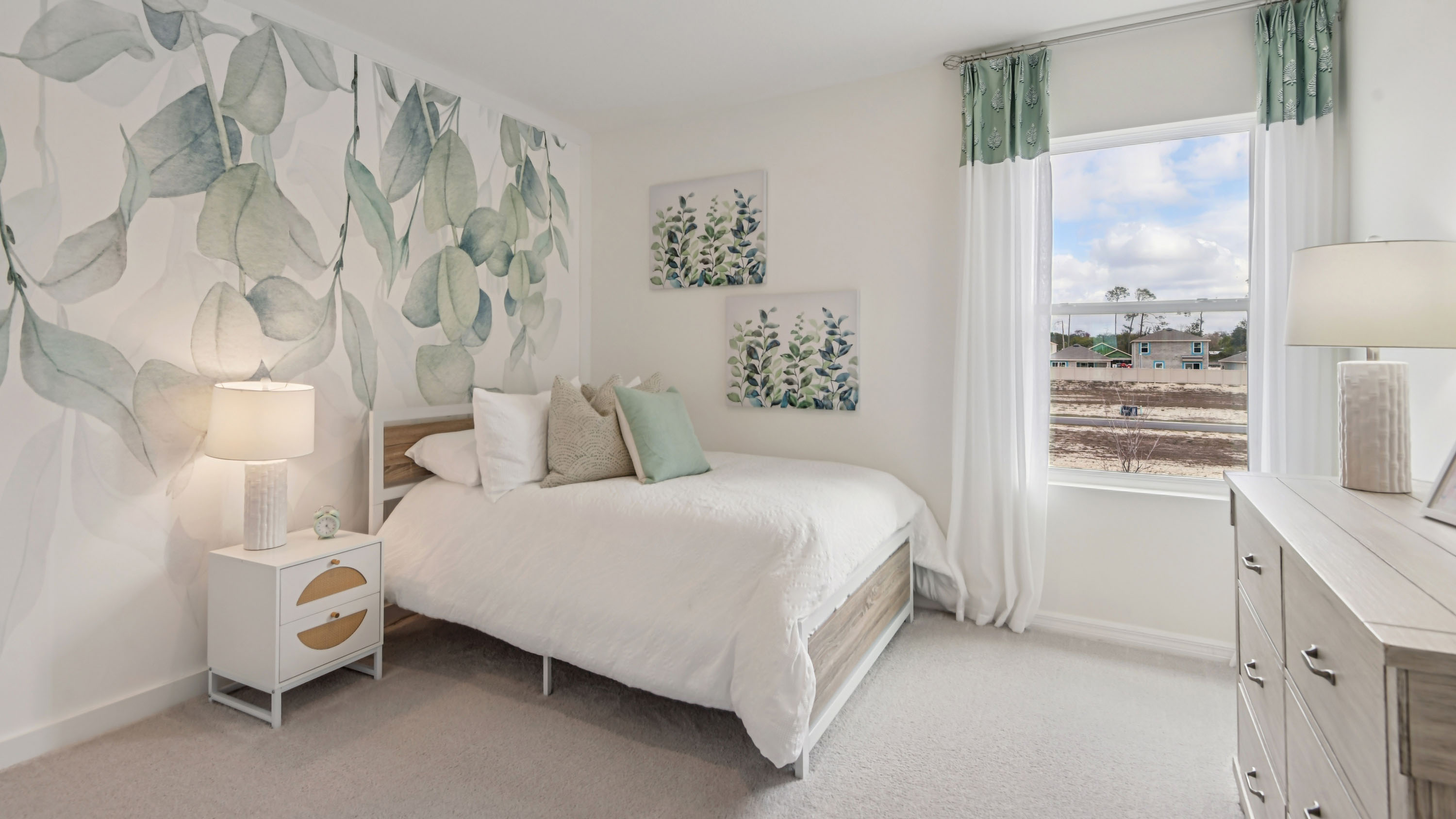 Coral Bedroom3