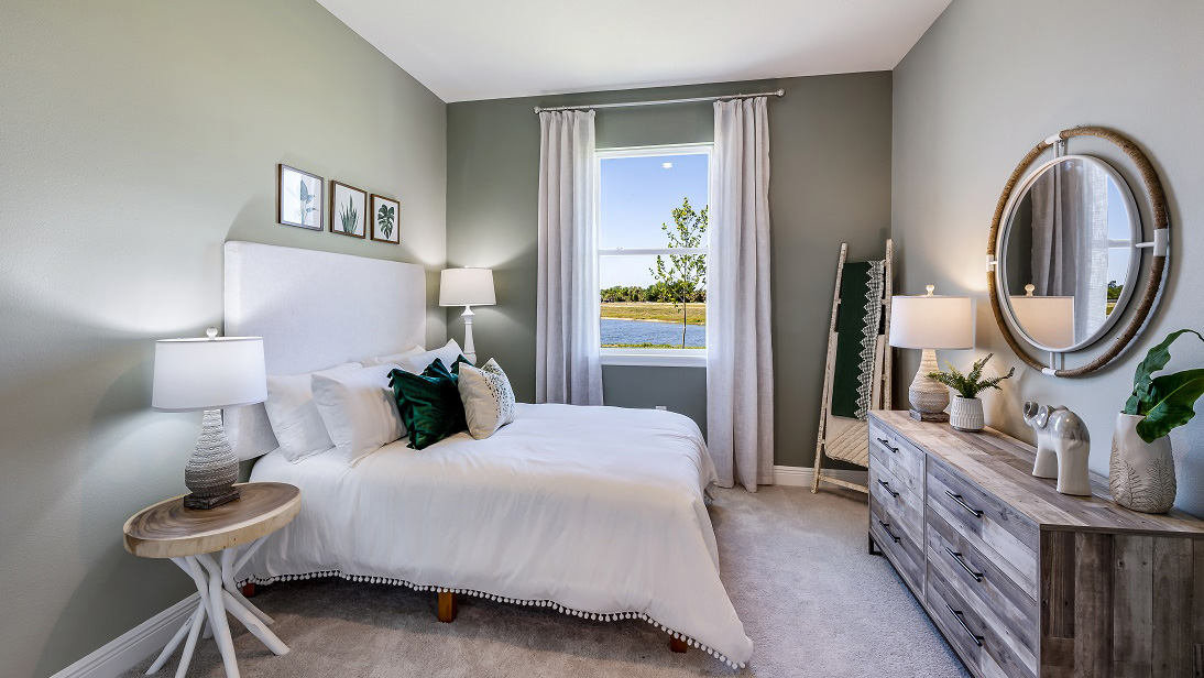 Bedroom with gray décor