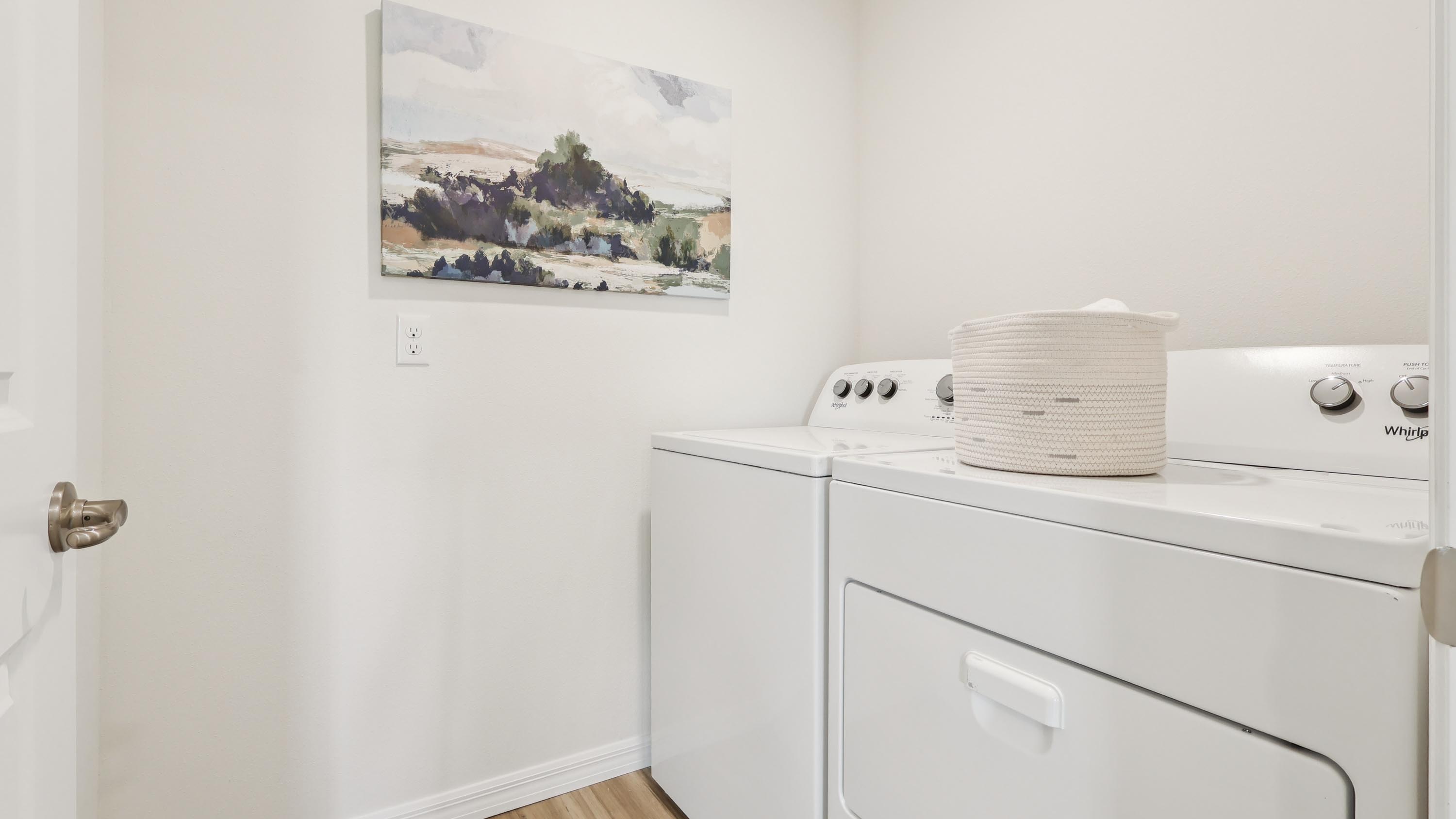 Cali Laundry Room