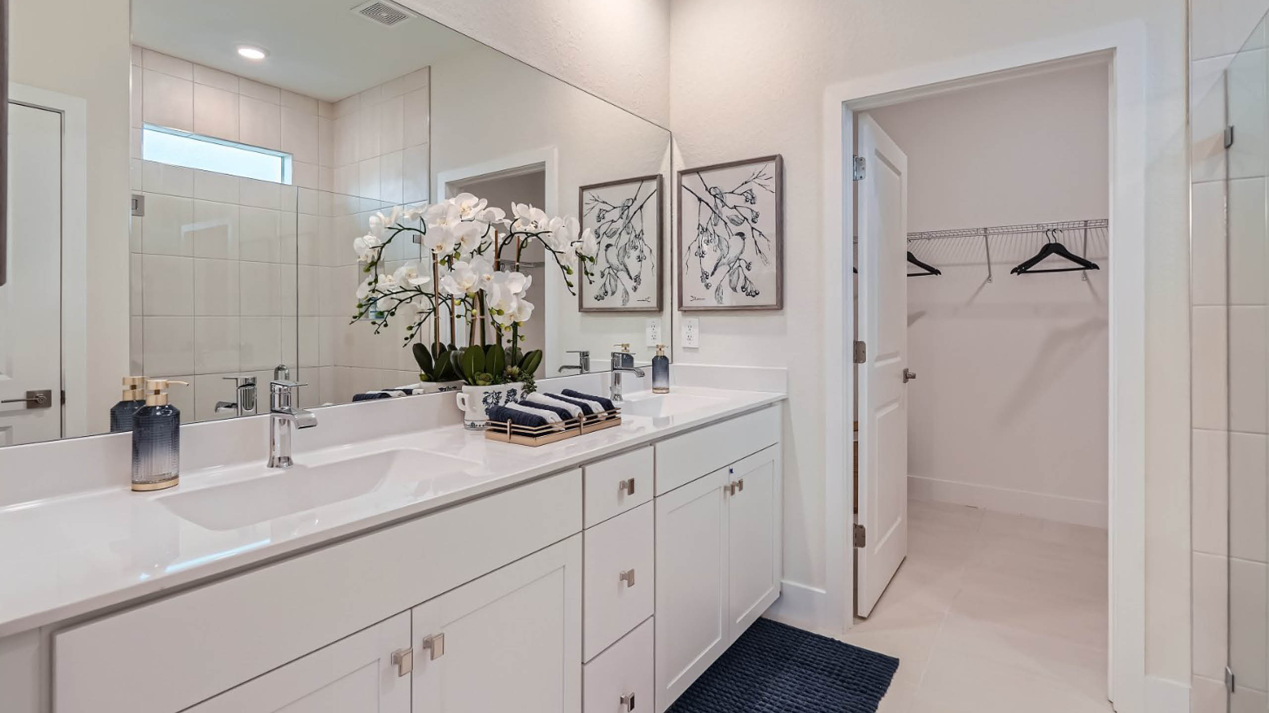 Avon Owners Ensuite Bathroom