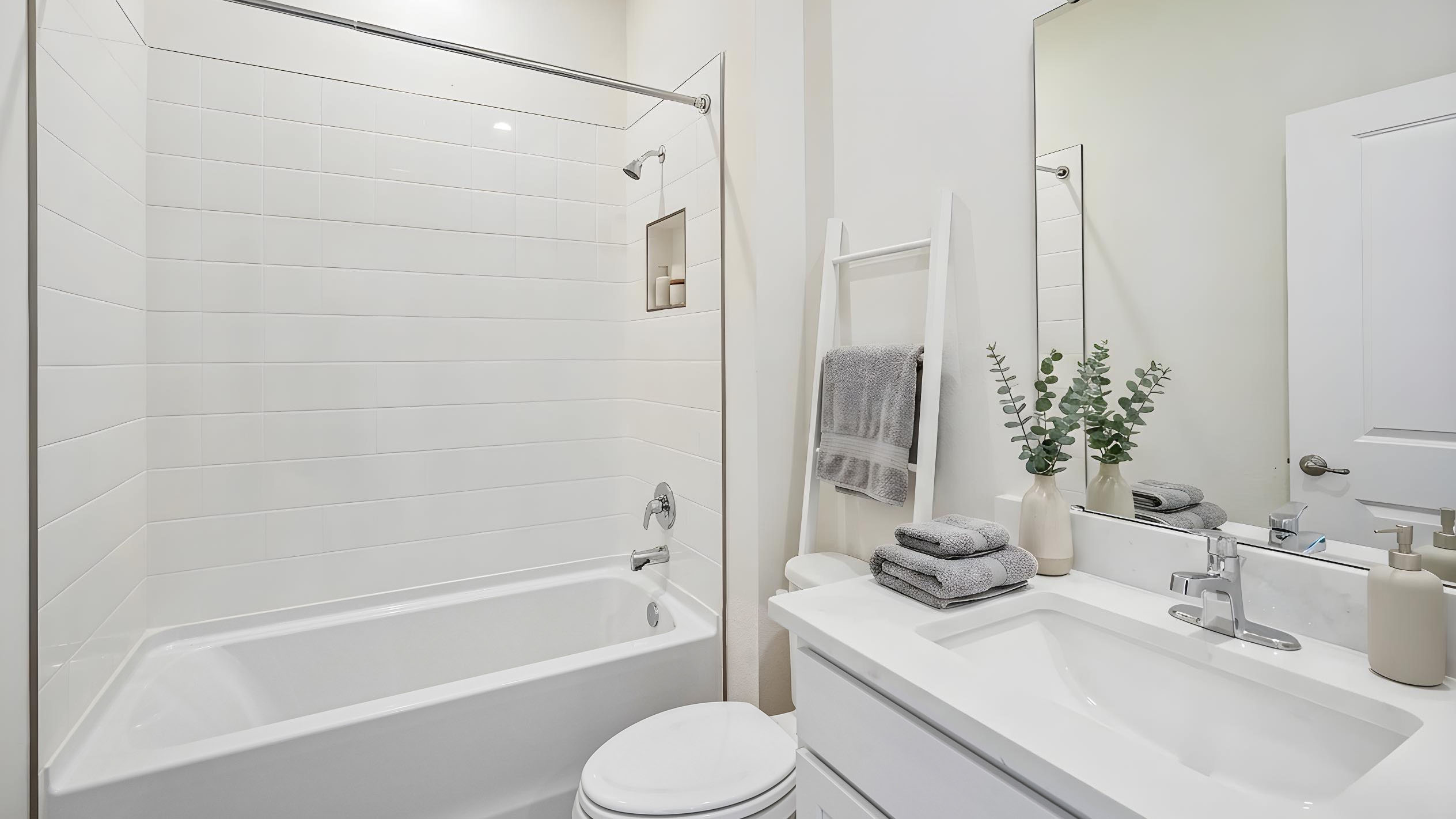 Avon Bathroom2