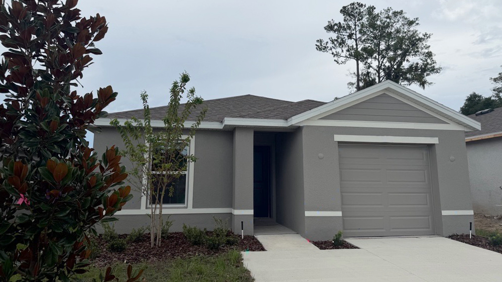 7813 SW 46th Court exterior