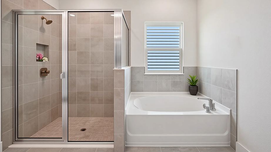 Lantana Owners Ensuite Bathroom