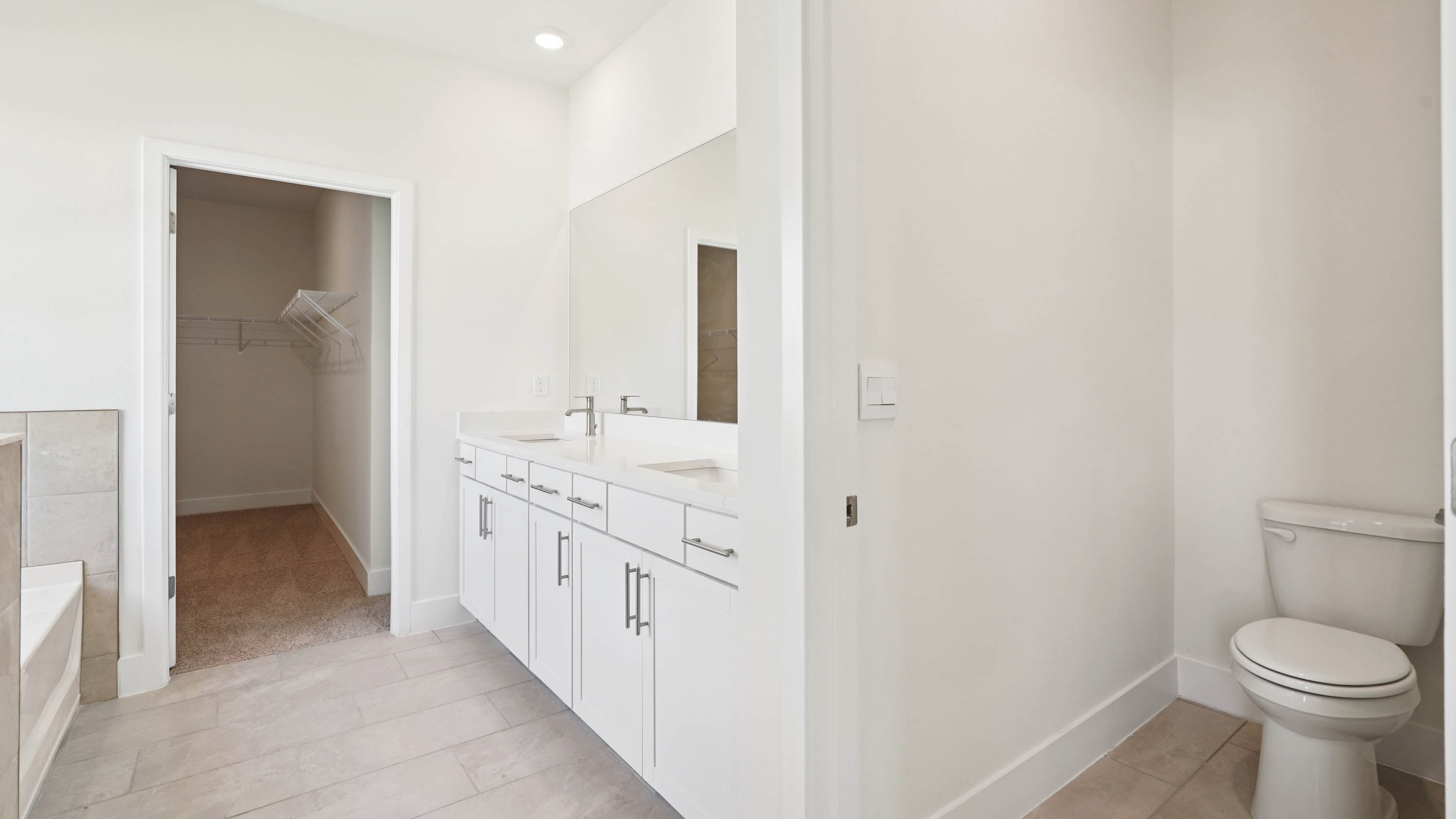 Hemingway Owners Ensuite Bathroom