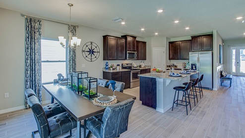 Dining room off of kitchen