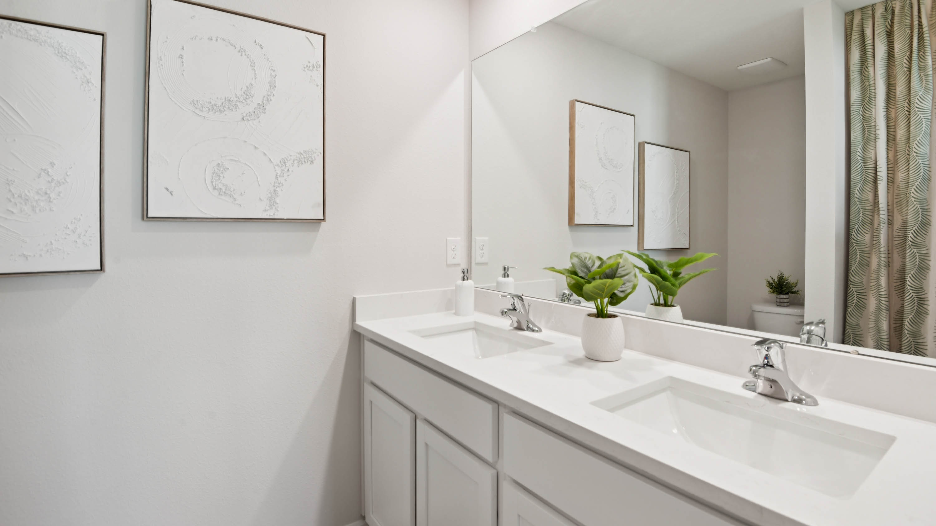 Allex Owners Ensuite Bathroom