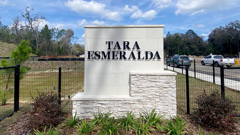 Tara Esmeralda Monument