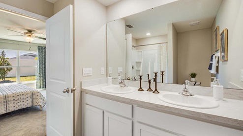 Allex Owners Ensuite bathroom