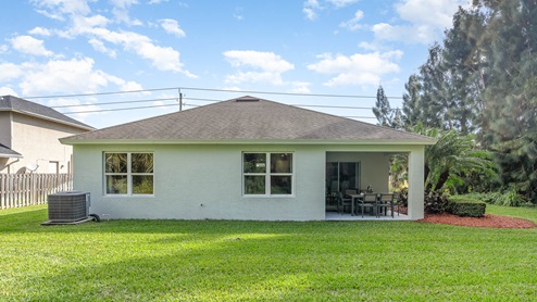 Cali Model Rear Exterior
