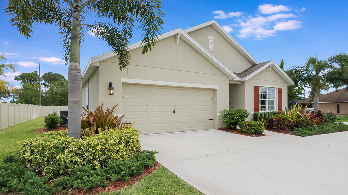 New Homes in PSL Spot Lots Port St. Lucie, FL D.R. Horton