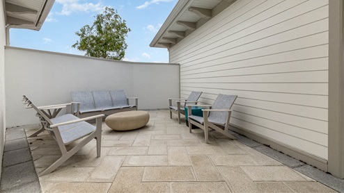 Quiet outdoor seating area at the Crystal Bay Estates Amenity Center