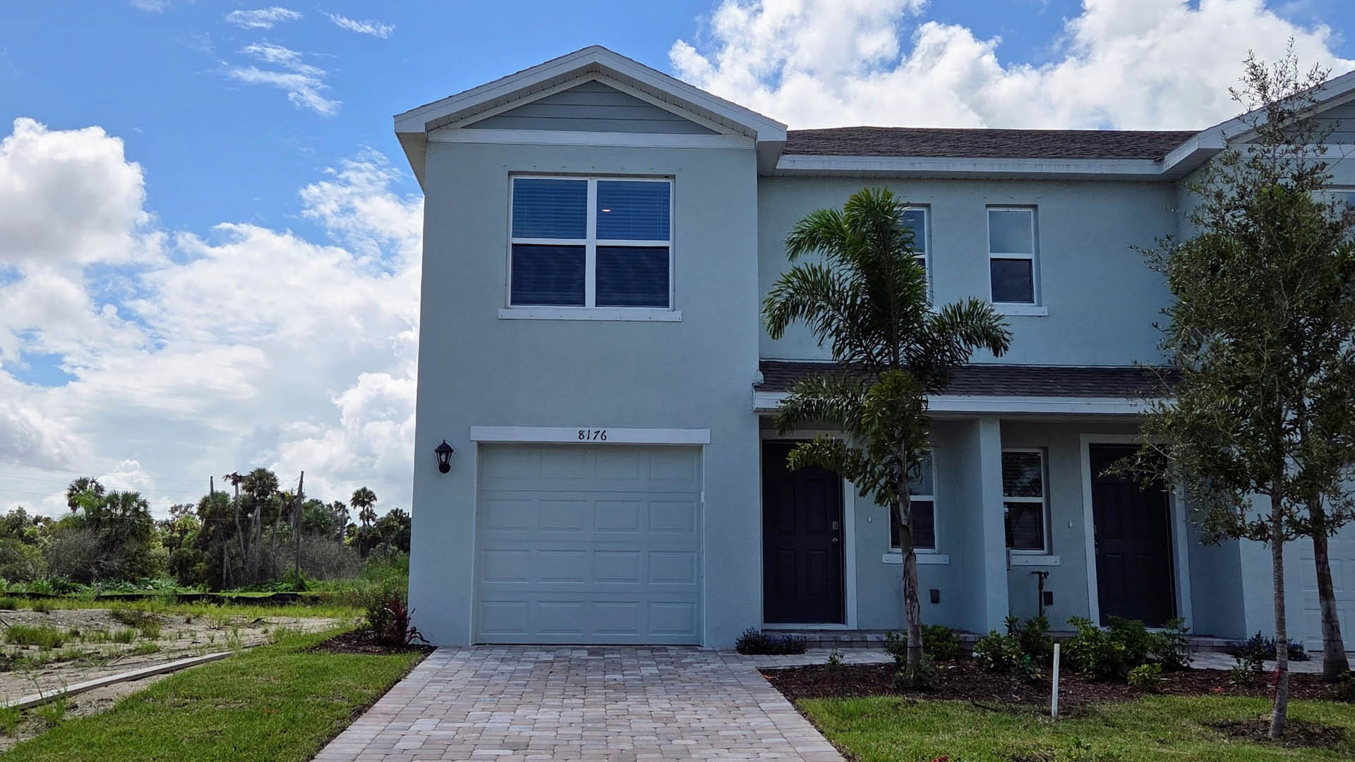 8176 Cobblestone Dr exterior