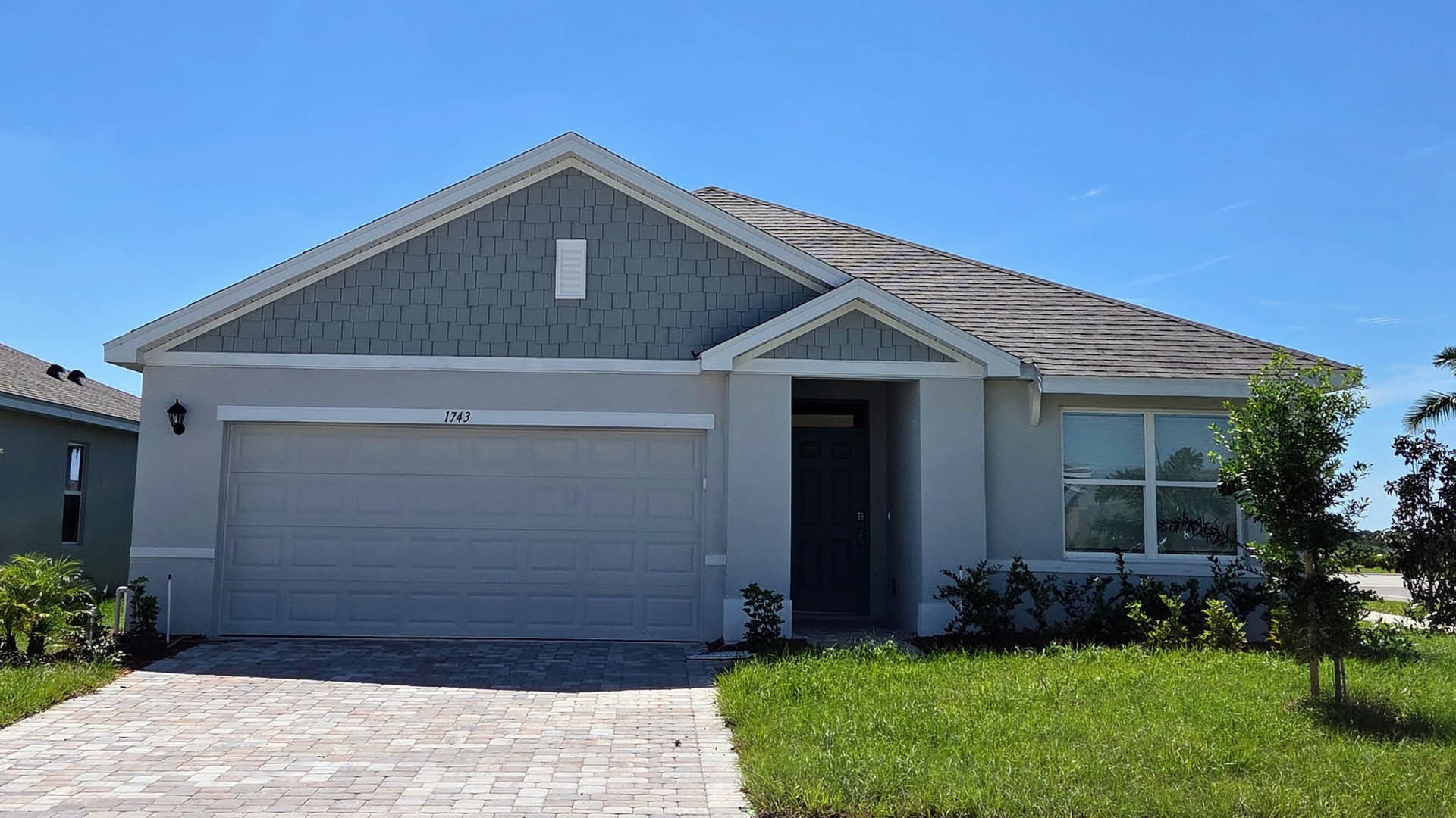 1743 Garabaldi Cir SE exterior