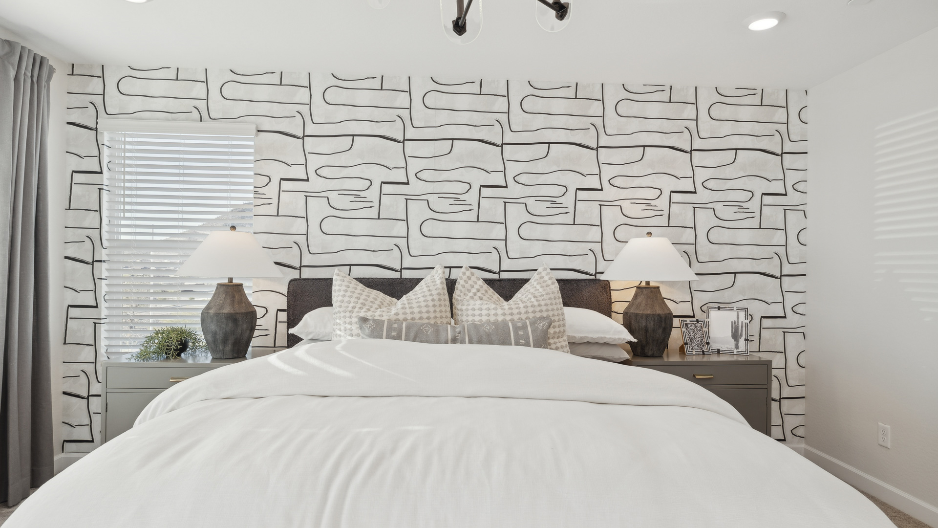 Model Bedroom