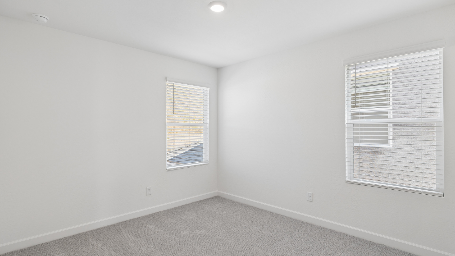 Additional upstairs bedroom
