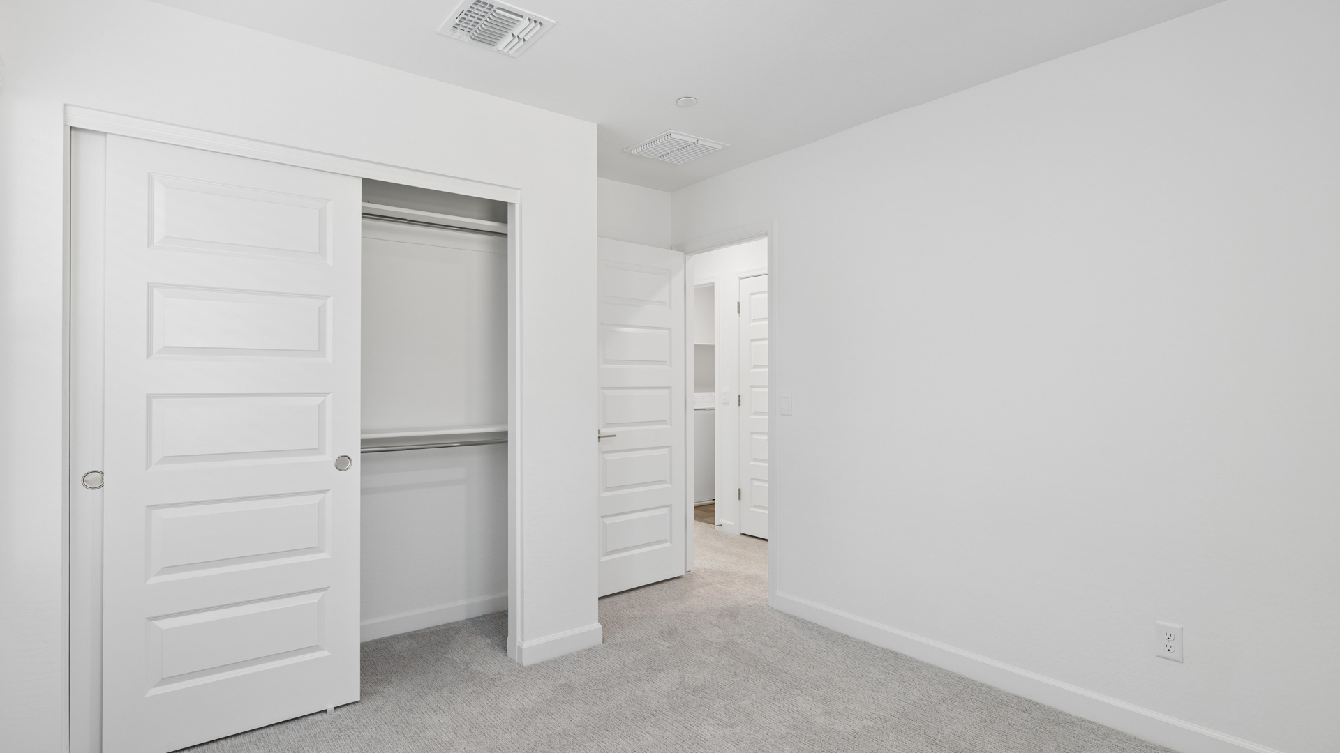Additional upstairs bedroom