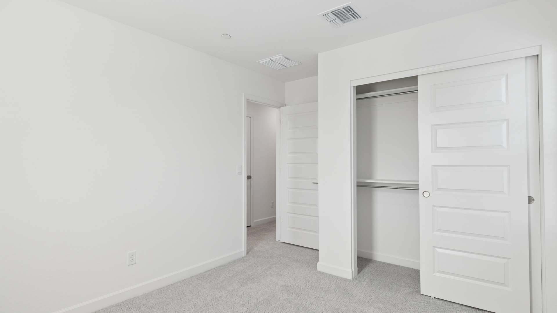 Additional upstairs bedroom