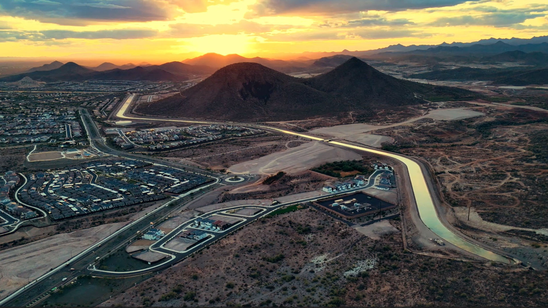 Buttes at Mystic Drone Footage