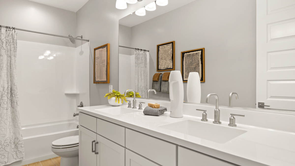 A well-designed bathroom emphasizing functionality and contemporary style.