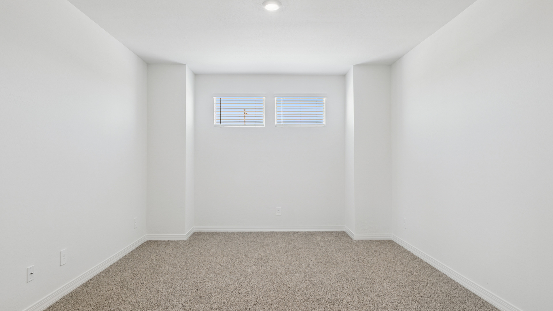 Guest bedroom
