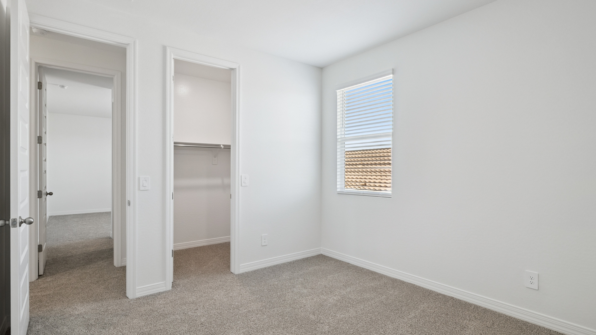 Guest bedroom