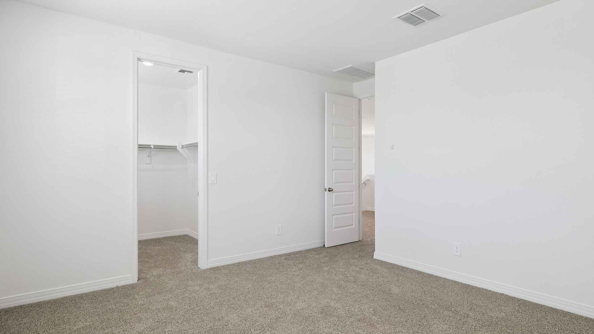 Guest bedroom