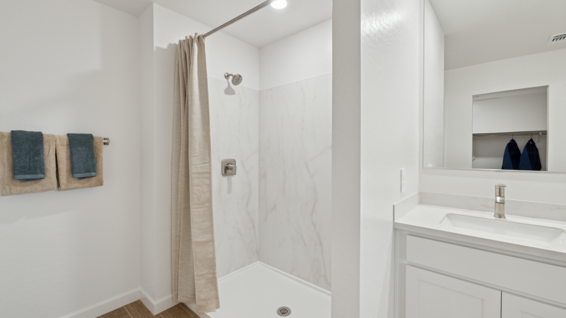 Model Owner's Suite Bathroom