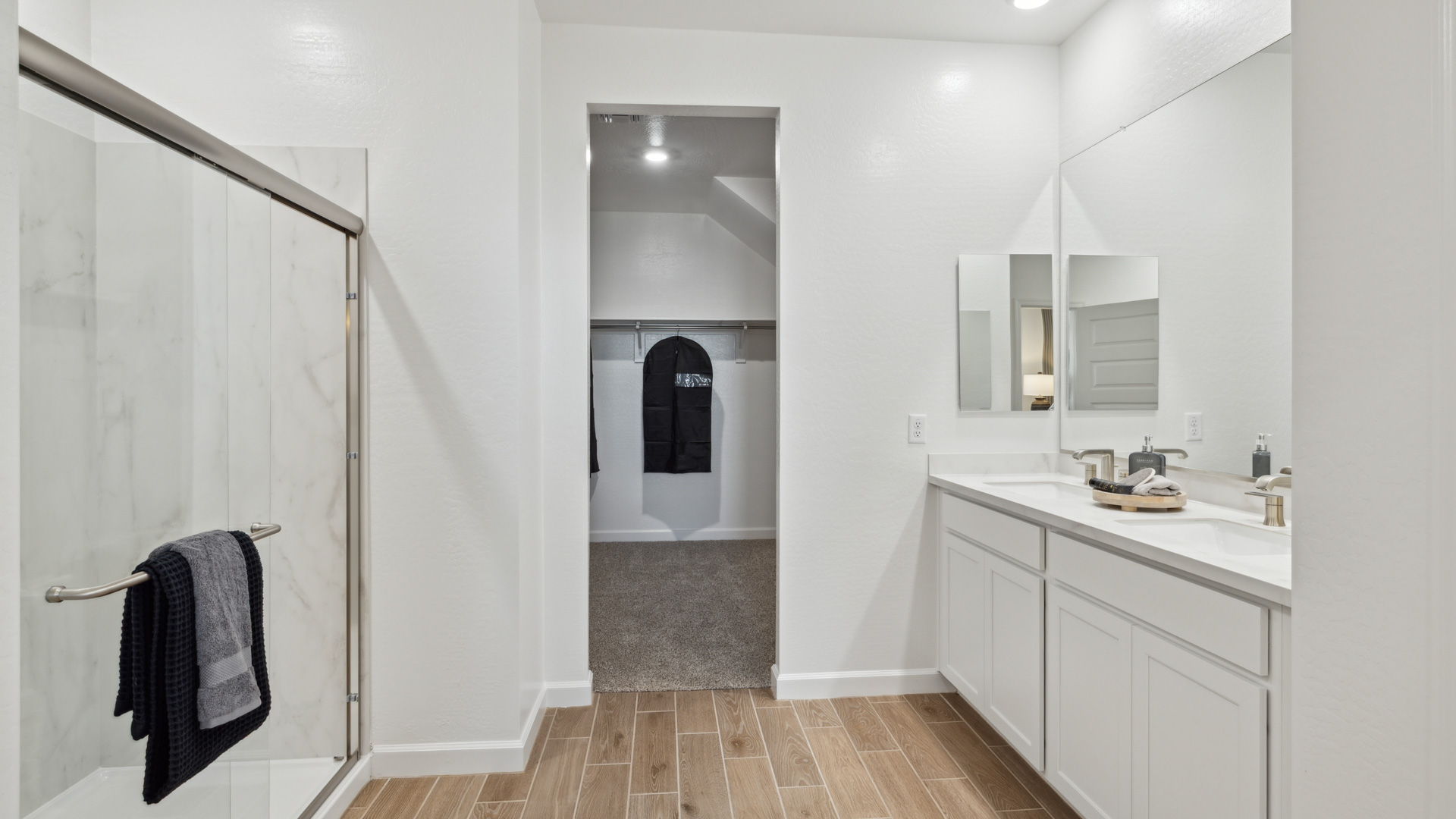 Model Owner's Suite Bathroom