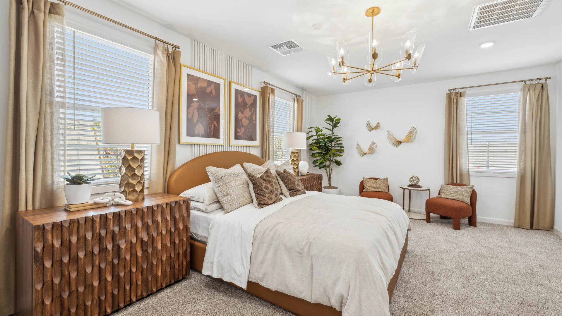 primary suite with walk in closet