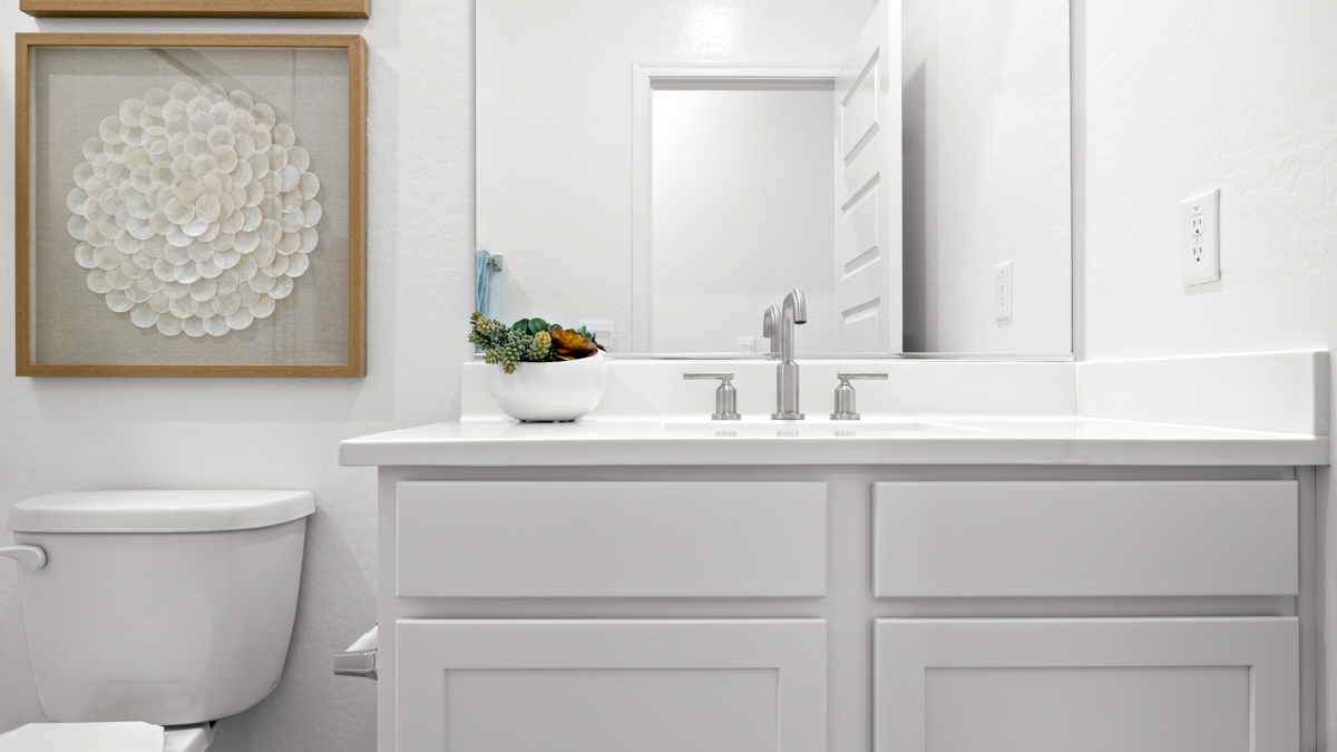 A well-designed bathroom emphasizing functionality and contemporary style.