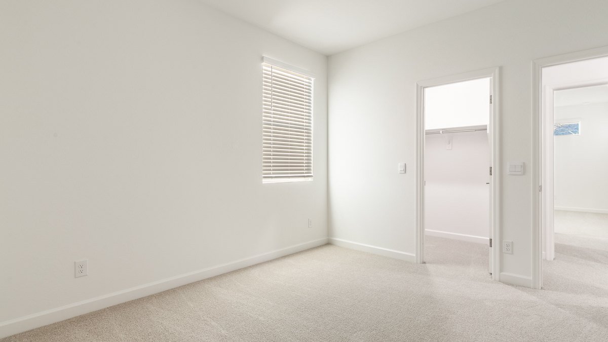 Guest bedroom