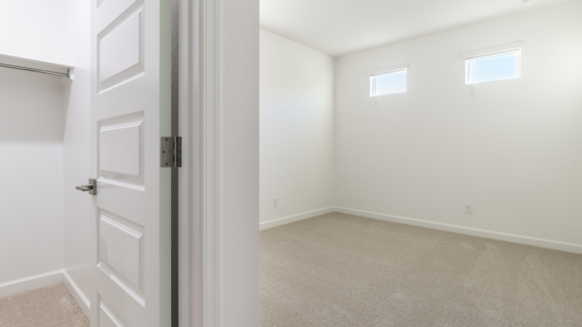 Guest bedroom