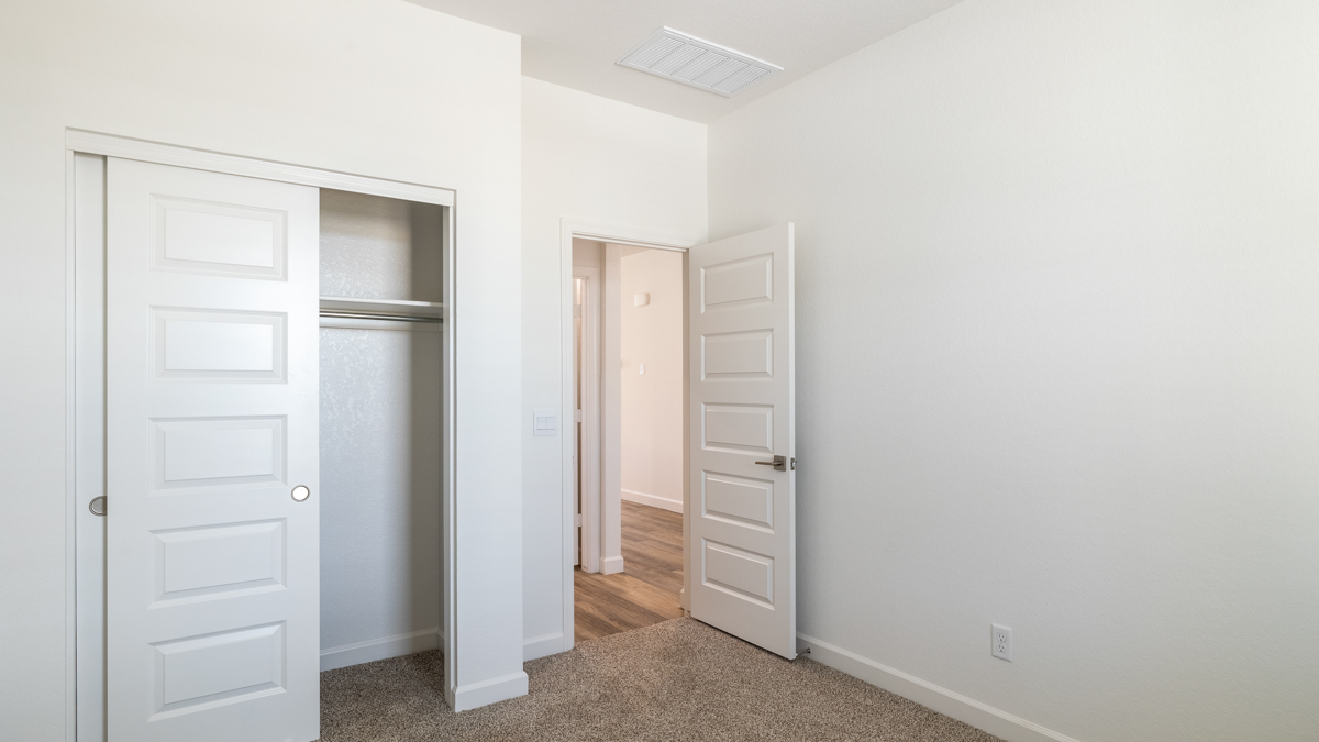 Guest bedroom