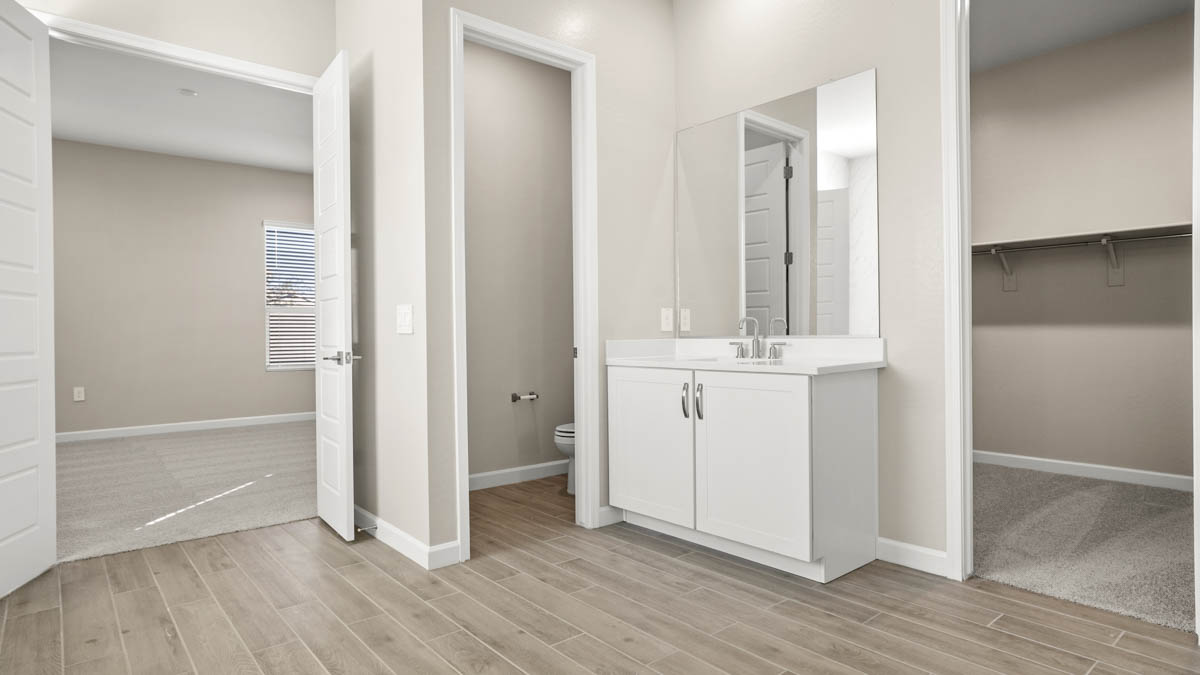 Owner's Suite Bathroom