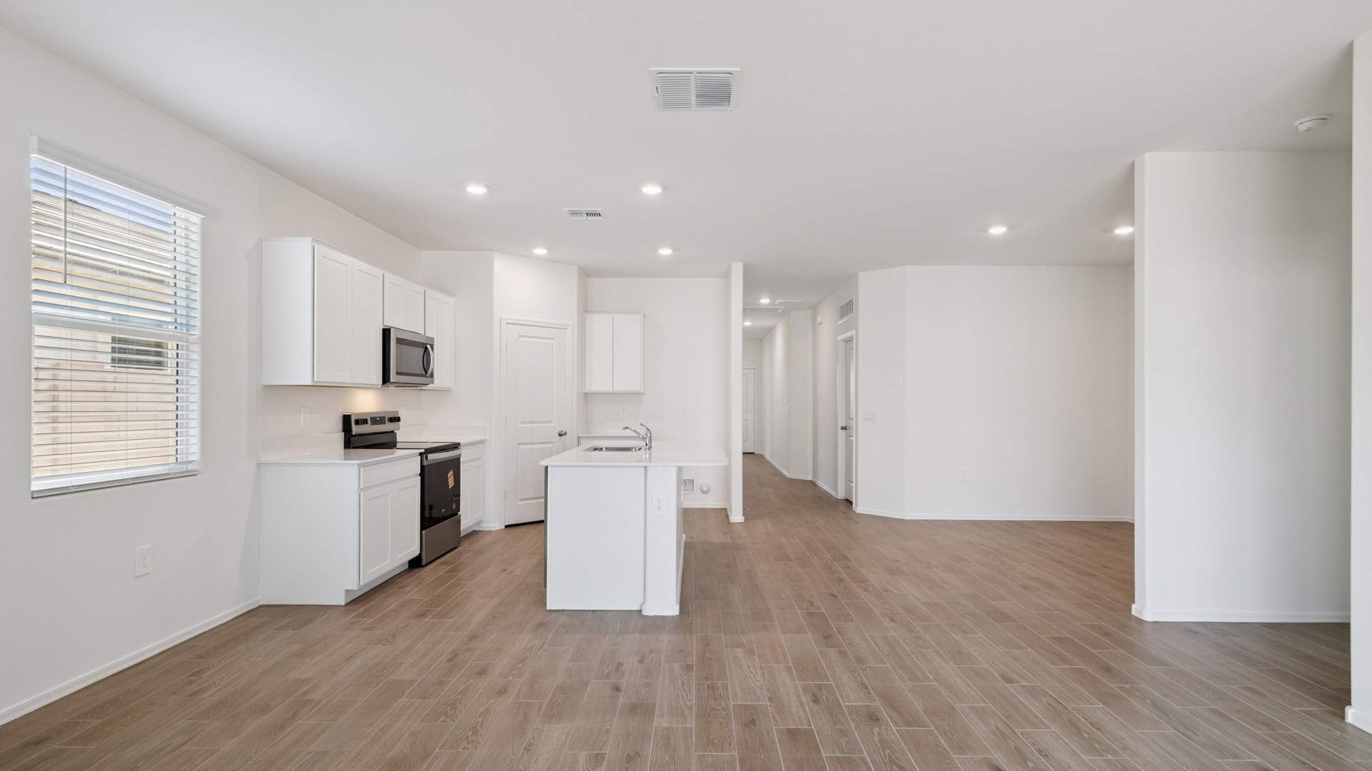 Kitchen & Great Room