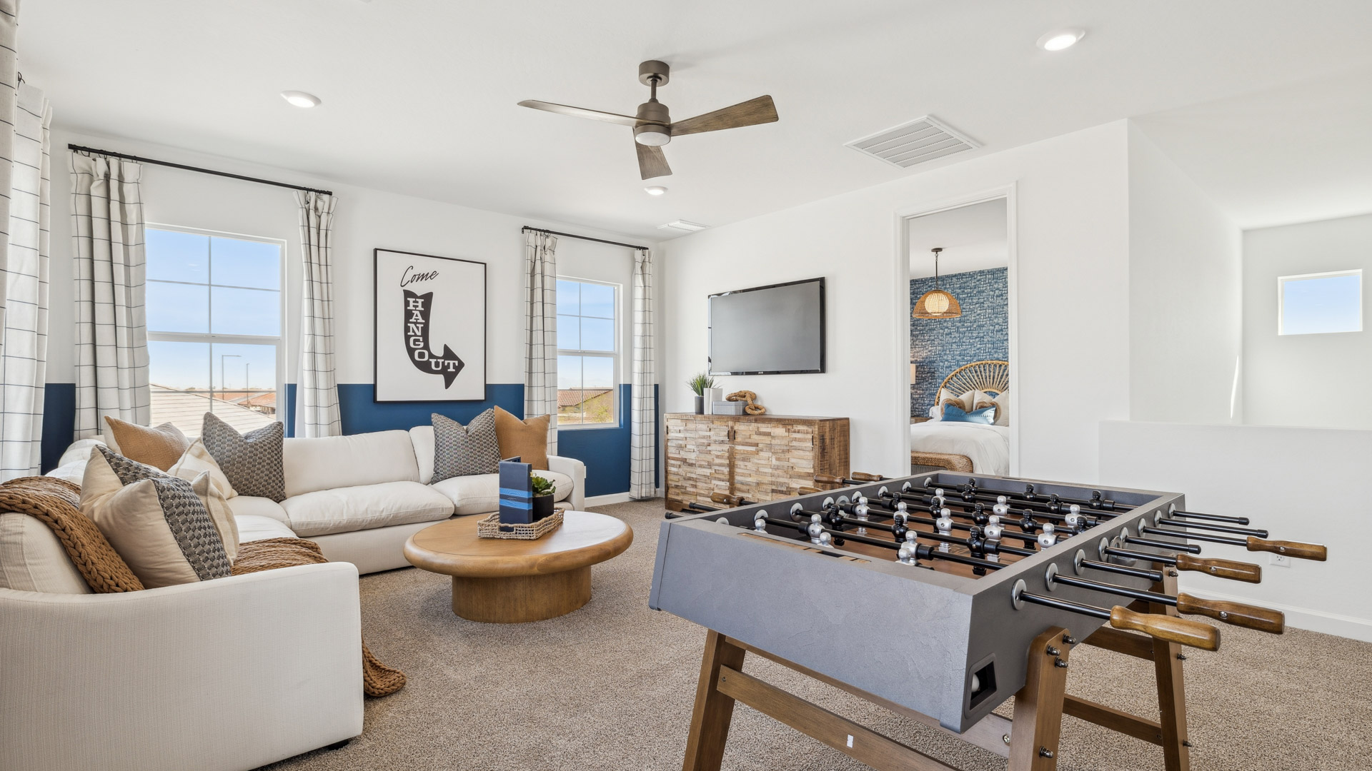 upstairs entertainment room