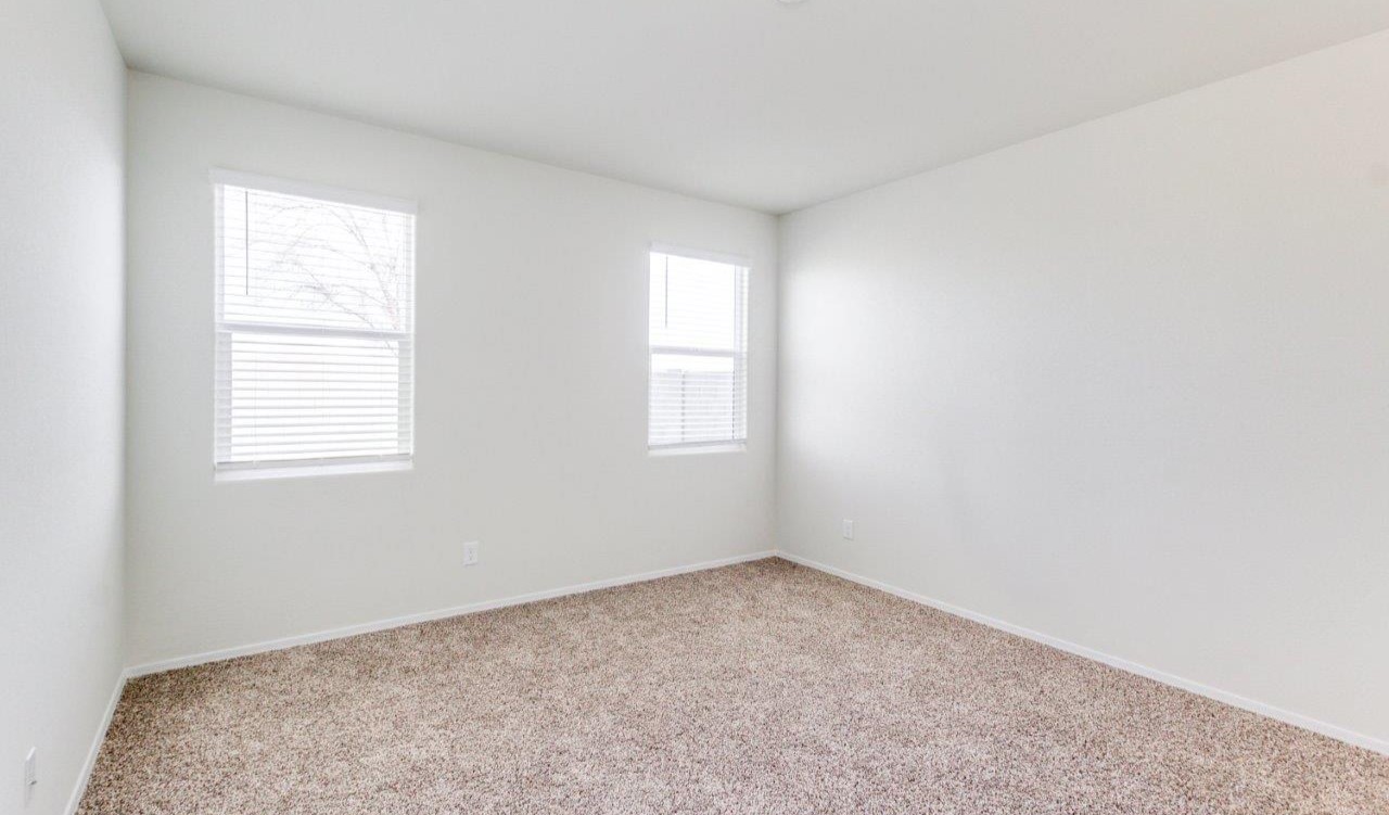 matterhorn bedroom with windows