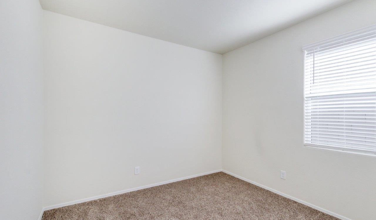 matterhorn bedroom with windows and carpet flooring