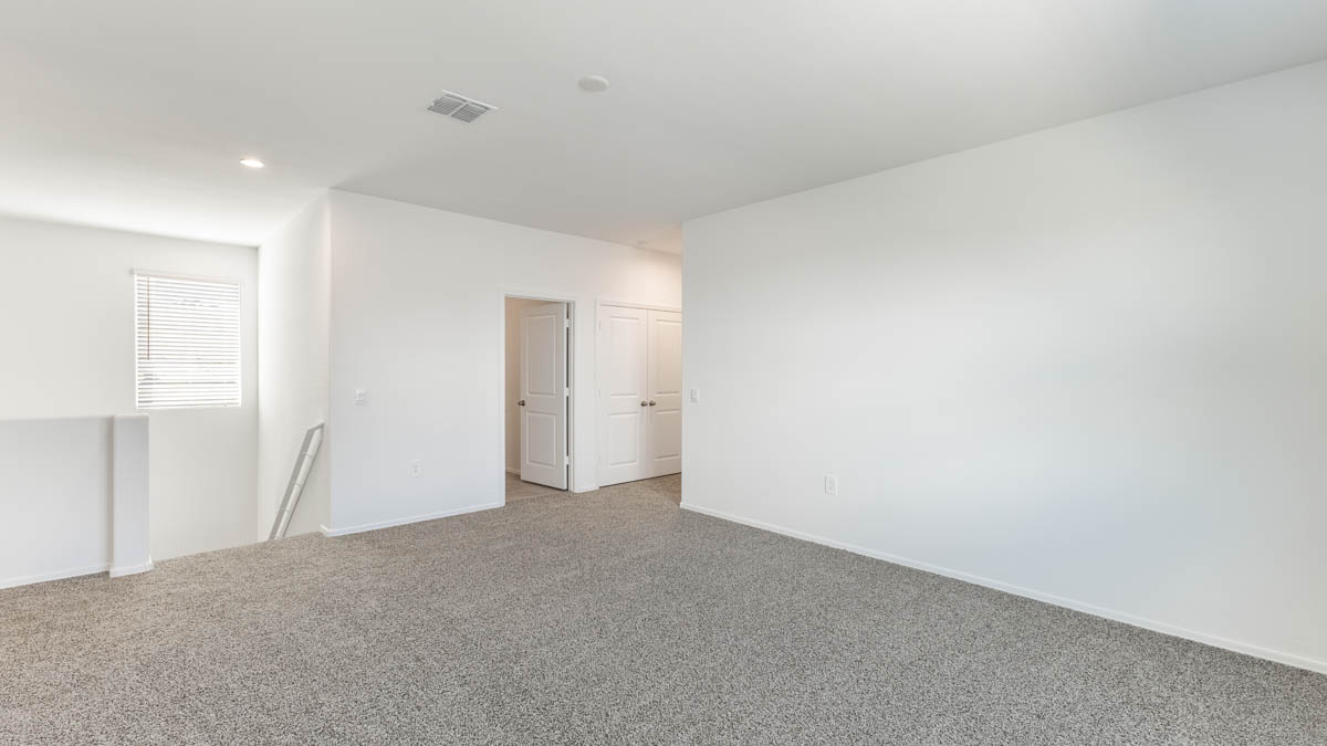 Yosemite bedroom with storage